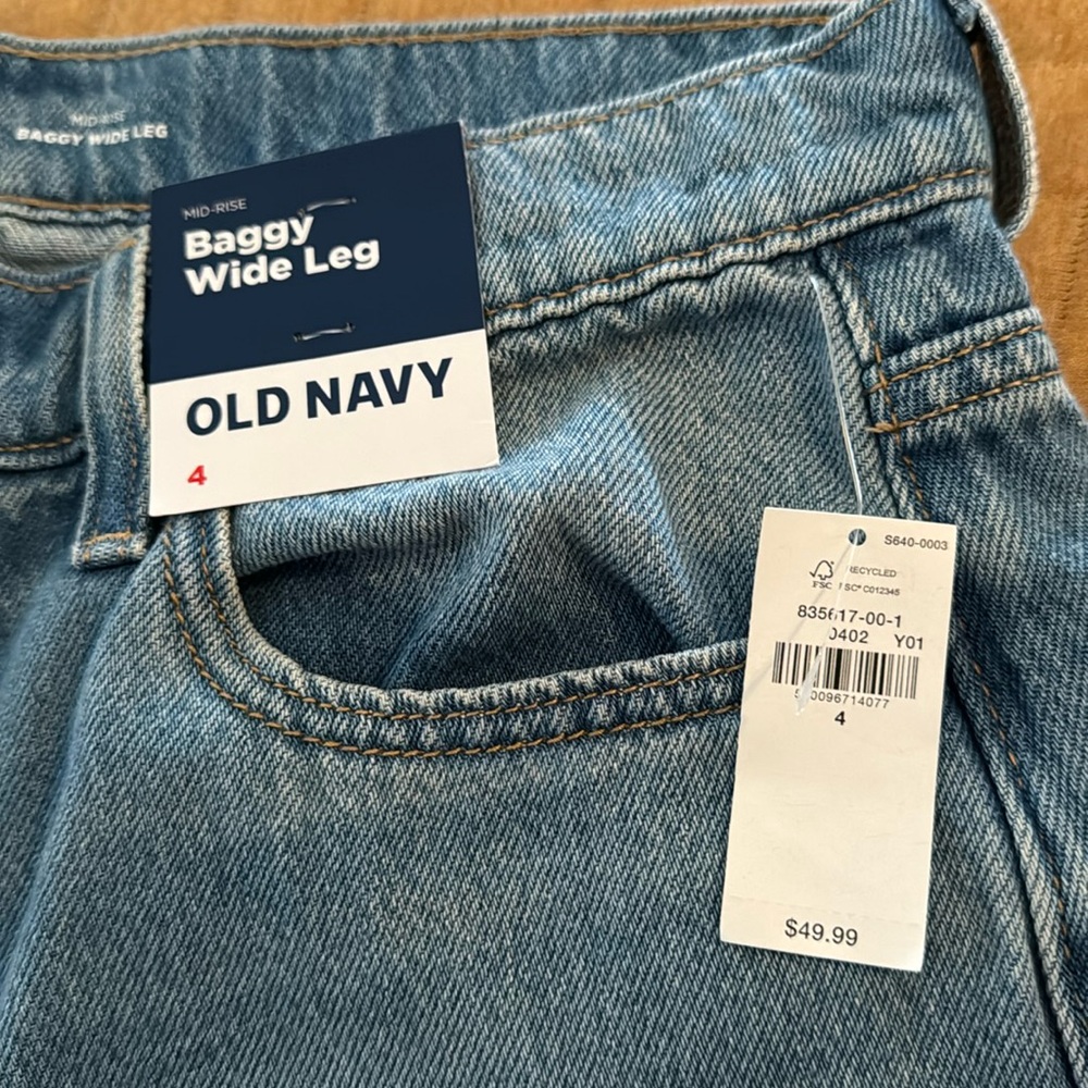 Brand new with tags women’s Old Navy, size 4 baggy, wide leg jeans